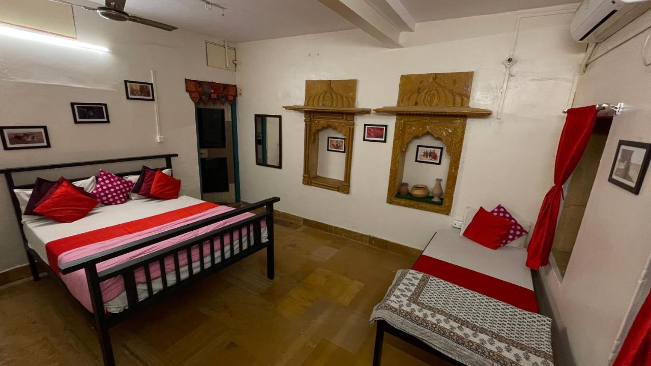 ג'איסלמר Hotel Dilbar Safari מראה חיצוני תמונה