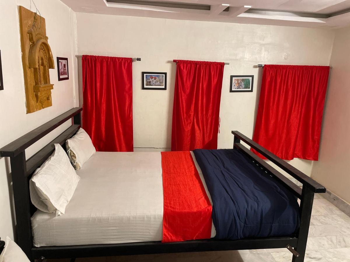 ג'איסלמר Hotel Dilbar Safari מראה חיצוני תמונה